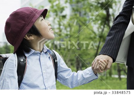 ワーキングマザー 33848575