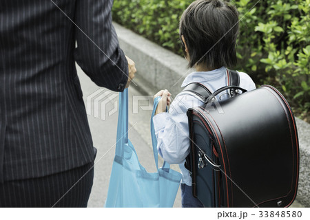 ワーキングマザー 33848580