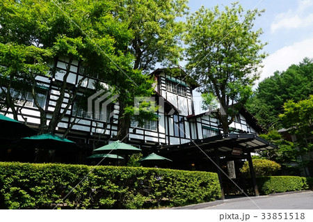 新緑の軽井沢万平ホテル 33851518