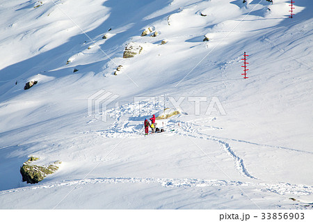 People getting ready for winter mountain route People getting ready for winter mountain route 33856903