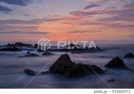 海 空 夕焼け 33860972