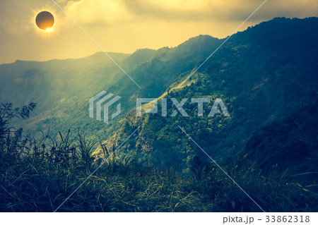 Scientific natural phenomenon. Total solar eclipse Scientific natural phenomenon. Total solar eclipse 33862318