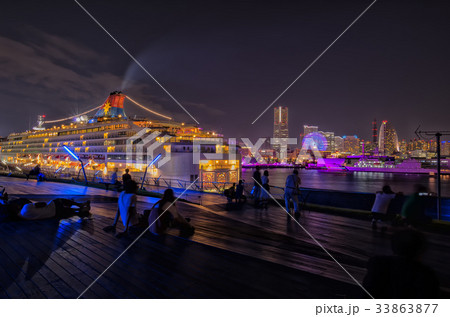 【横浜夜景】みなとみらい　大さん橋　スーパースターヴァーゴ 33863877