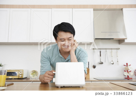 男 男性 男の子 33866123
