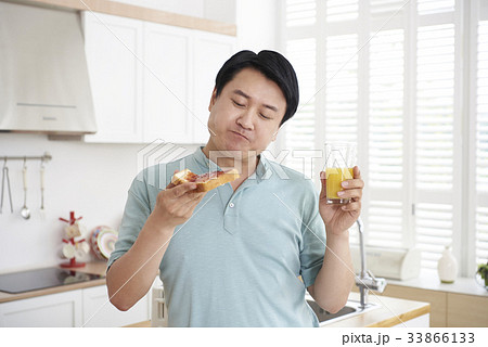 男 男性 男の子 33866133