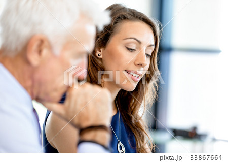 Business people having meeting Business people having meeting 33867664