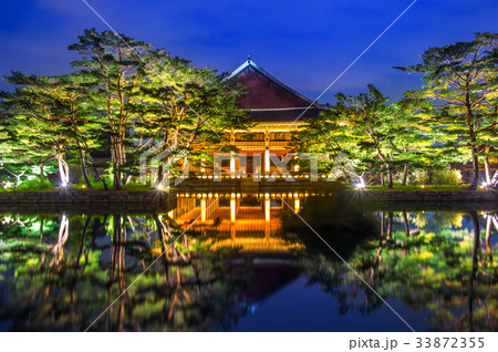 Gyeongbokgung Palace at night in seoul,Korea. 33872355
