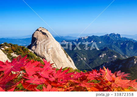 Bukhansan National Park in Autumn, Korea. Bukhansan National Park in Autumn, Korea. 33872358