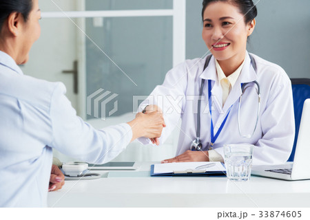 Meeting in clinic Meeting in clinic 33874605