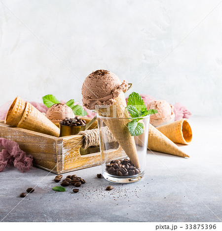 Waffle cones with coffee ice cream 33875396