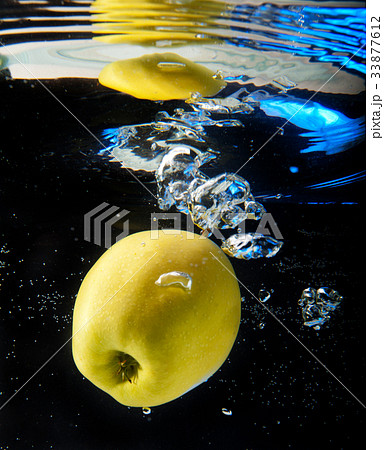 apple in water apple in water 33877612