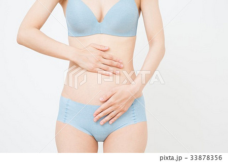 女性のお腹 33878356
