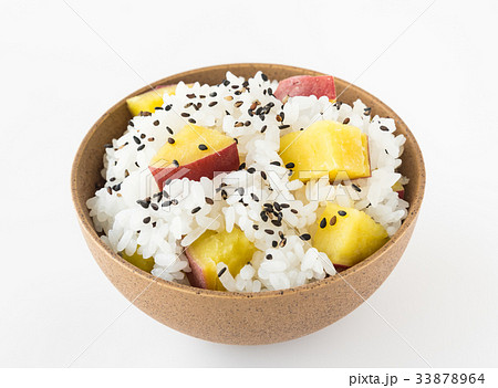 サツマイモご飯 秋の味覚 薩摩芋 炊き込みご飯 サツマイモご飯 秋の味覚 薩摩芋 炊き込みご飯 33878964