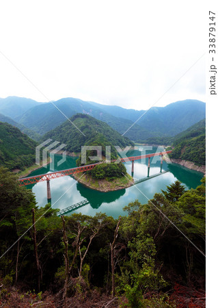 【絶景・秘境駅】奥大井湖上駅（全景） 33879147
