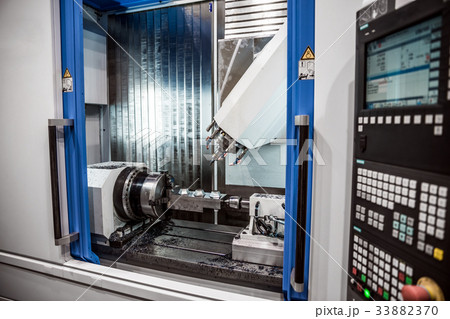 Metalworking CNC milling machine. 33882370