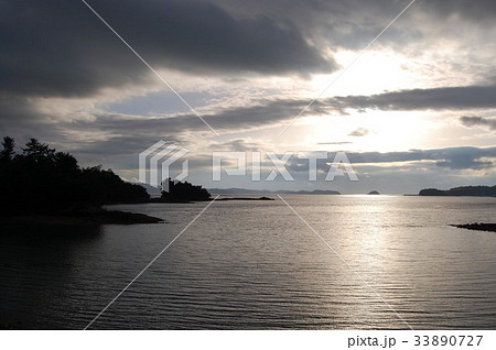 天草五橋からの夕焼け 33890727