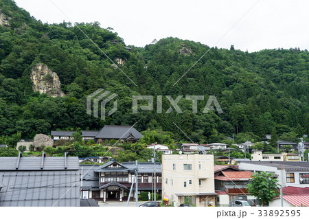 山寺駅から見る立石寺・山寺方面の景色 山寺駅から見る立石寺・山寺方面の景色 33892595