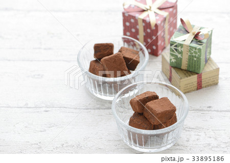 生チョコレート 生チョコ バレンタインデー バレンタインの写真素材