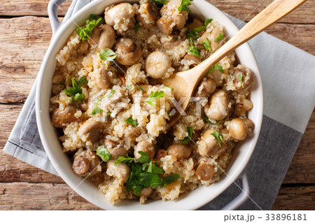 organic quinoa with mushrooms and onions 33896181