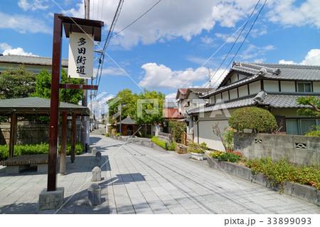 伊丹 多田街道の夏 33899093