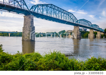 Chattanooga, Tennessee, USA 33899830