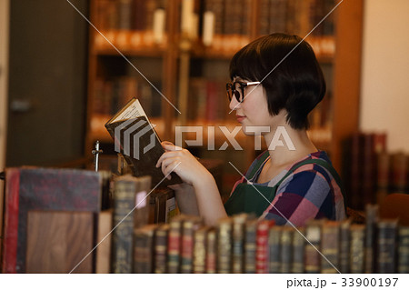 ブックカフェ 図書館 古書 ブックカフェ 図書館 古書 33900197