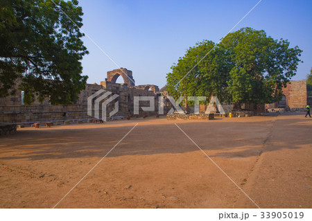 クトゥブ・ミナール 33905019