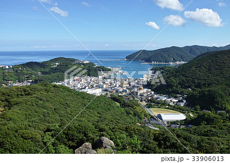 対馬 清水山城跡・二ノ丸からの眺め 対馬 清水山城跡・二ノ丸からの眺め 33906013