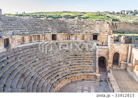 Jerash Roman Ruins in Jordan 33912615