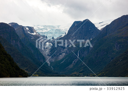 norwegian blue ice glacier 33912925