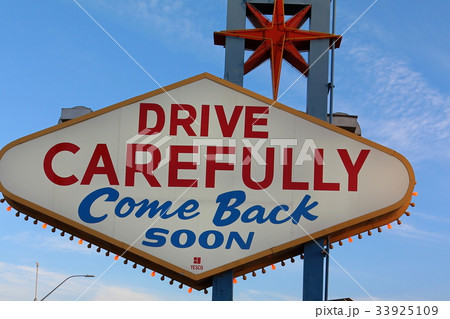 ラスベガスの風景、有名な看板 ラスベガスの風景、有名な看板 33925109