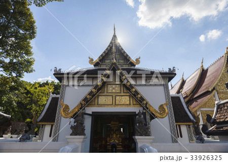 Wat Chedi Luang Temple in Chiang Mai, Thailand Wat Chedi Luang Temple in Chiang Mai, Thailand 33926325