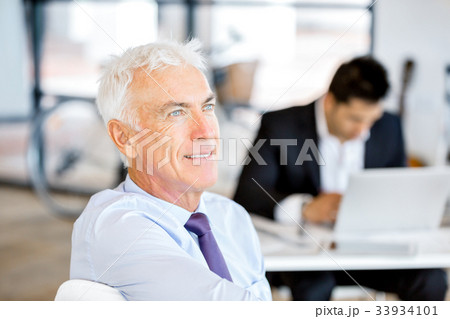 Businessman at the office Businessman at the office 33934101