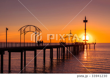 Brighton Beach jetty with people Brighton Beach jetty with people 33941230