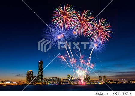 Colorful fireworks in Seoul ,South Korea 33943818