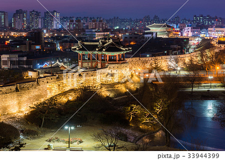 Hwaseong Fortress in Suwon, South Korea. 33944399