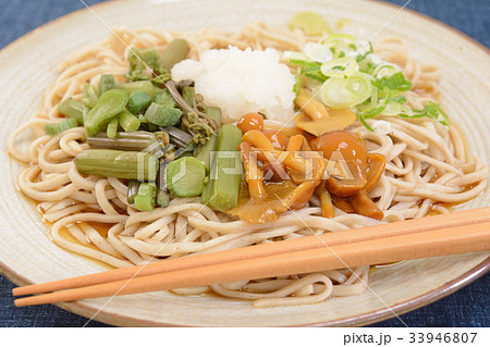 おいしい山菜おろし蕎麦 おいしい山菜おろし蕎麦 33946807