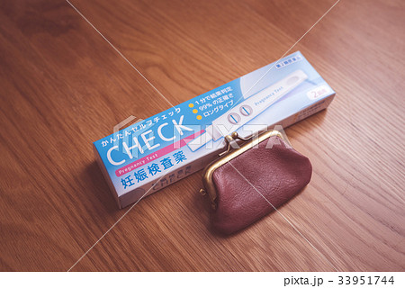 妊娠検査薬イメージ 妊娠検査薬イメージ 33951744
