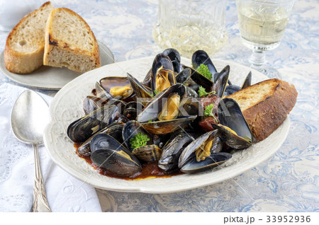 Sailors Mussel on Plate Sailors Mussel on Plate 33952936
