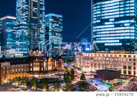 東京駅・丸の内の夜景 東京駅・丸の内の夜景 33954270