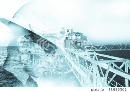 Double exposure of Engineer or Technician man 33956501