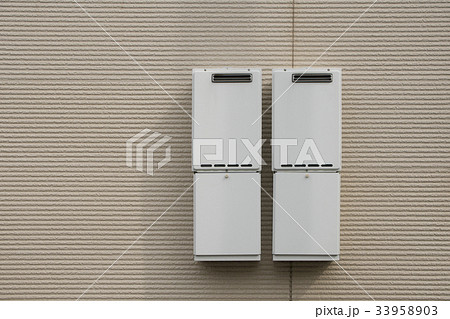 住宅設備 給湯器 施工例 2台分 住宅設備 給湯器 施工例 2台分 33958903