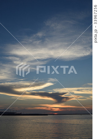 沖縄那覇港の夕陽 沖縄那覇港の夕陽 33967256