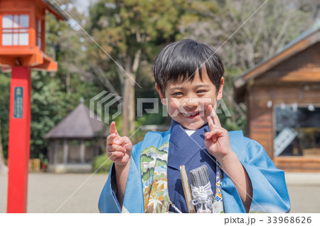 七五三　5歳袴の男の子 33968626