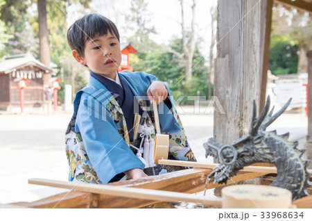 七五三　5歳袴の男の子 33968634