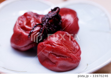 梅干し10年物・紫蘇漬け 33970246