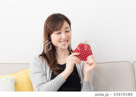 若い女性 33970589