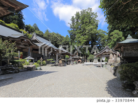 四国霊場第12番札所「焼山寺」境内（三面大黒天、本堂、大師堂、十二社神社） 33970844