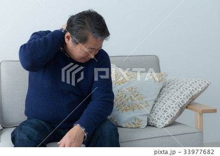 中年 男性 中年 男性 33977682