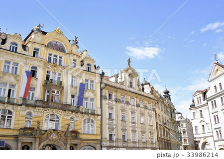 チェコ・プラハ歴史地区（旧市街広場） 33986214